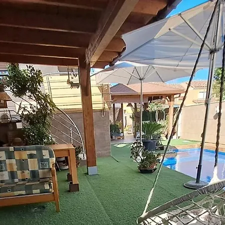 Casa Con Piscina Y Gimnasio Privados